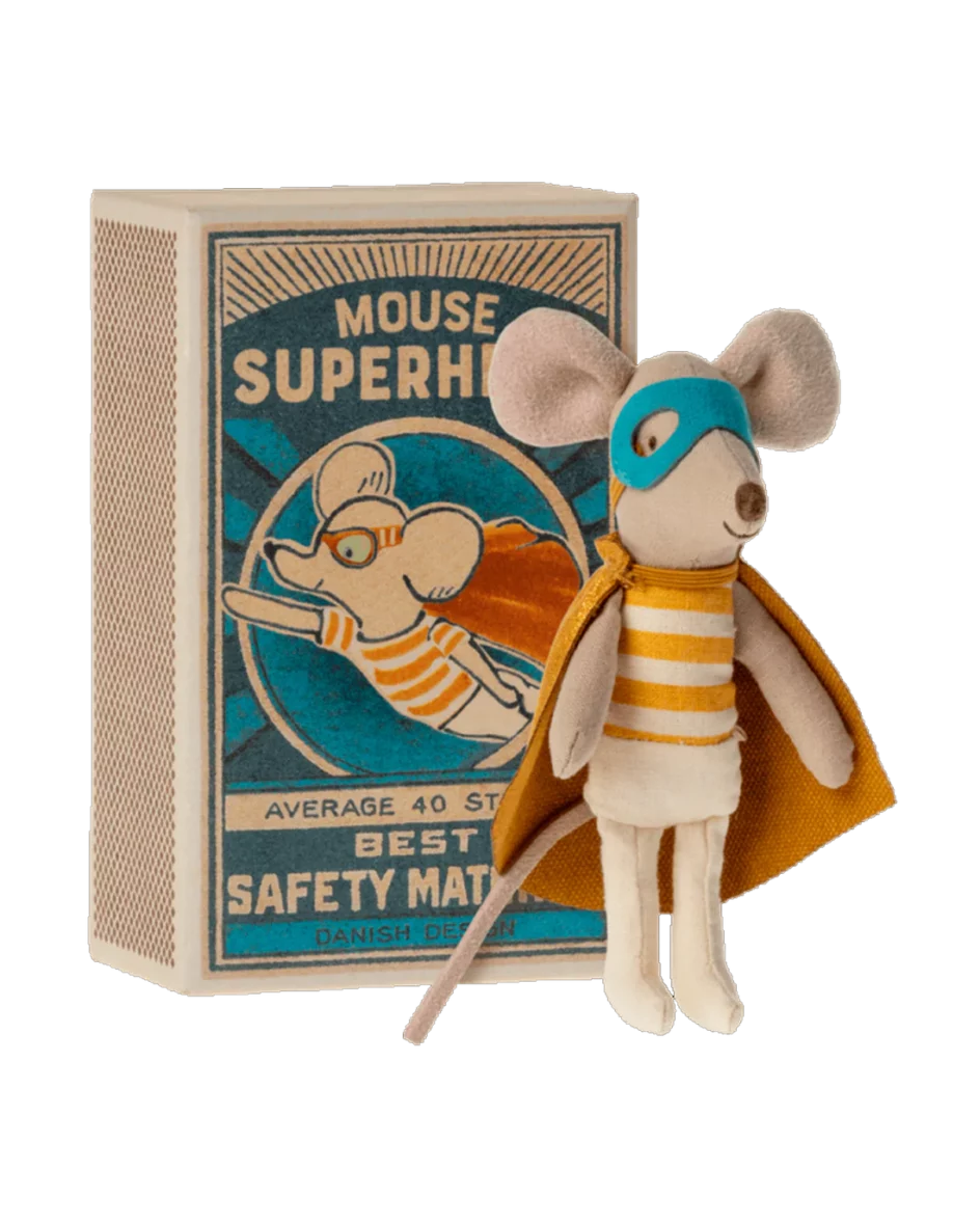 Souris petit frère Super Héros