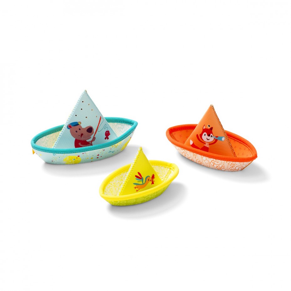 Bateaux flottants pour le bain