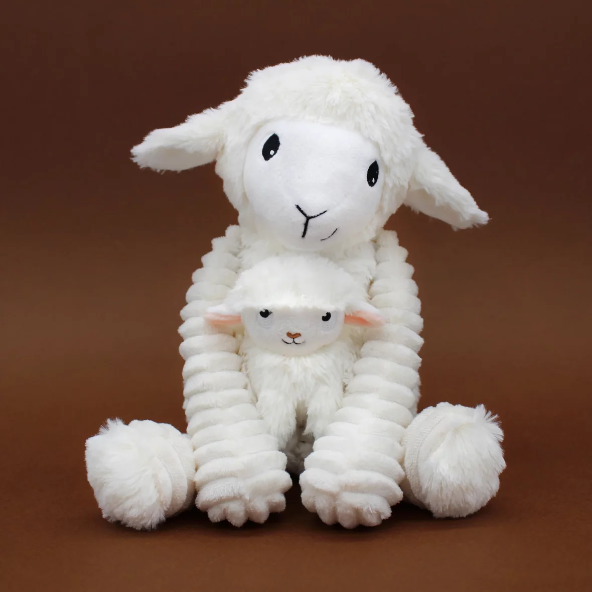 Peluche mouton maman blanc et son bébé – Les Ptipotos