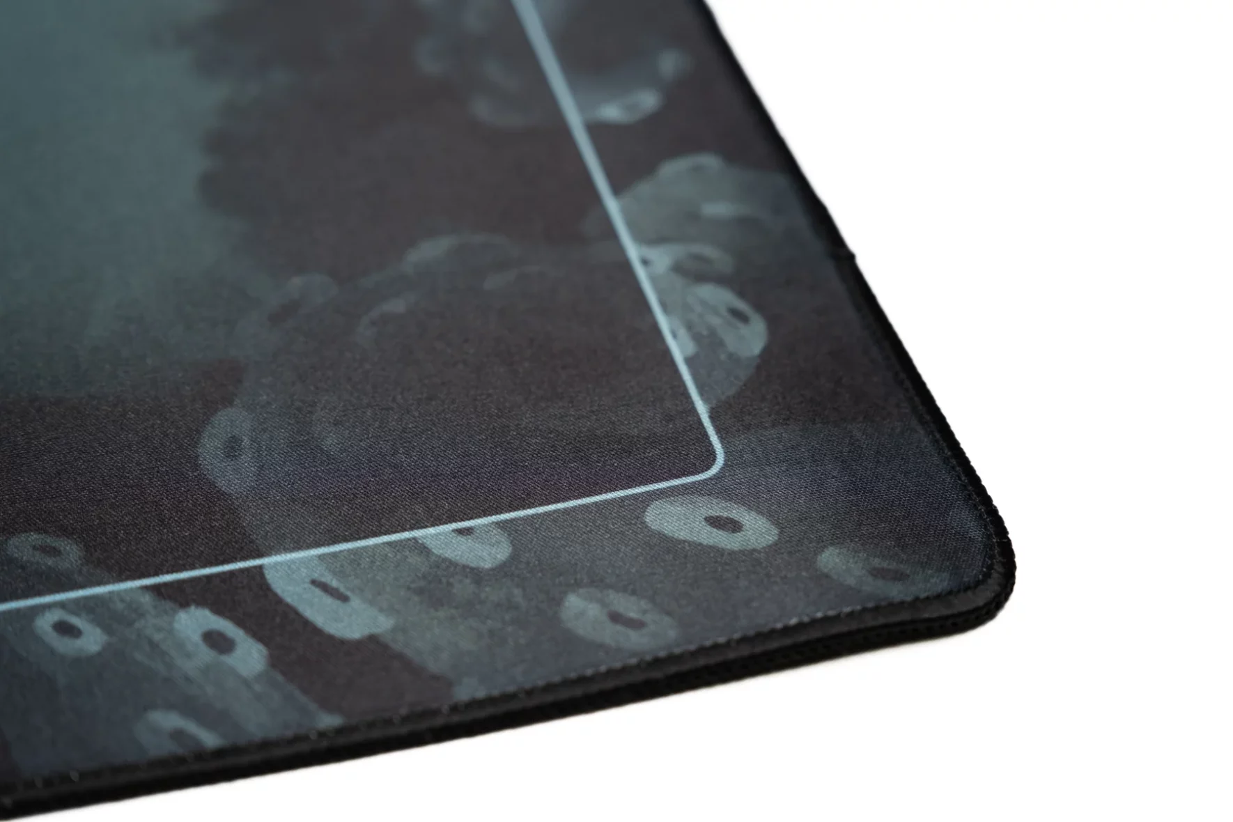 Tapis de jeu Abyss 76 x 76 cm7